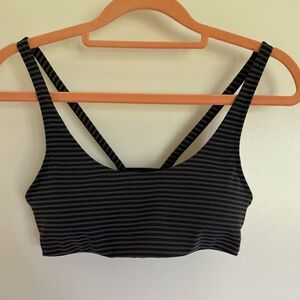 Vuori Yosemite Bra in Ink Stripe